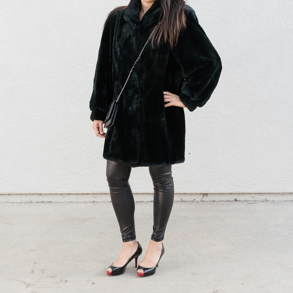 Black-Green Beaver Fur Coat Size S